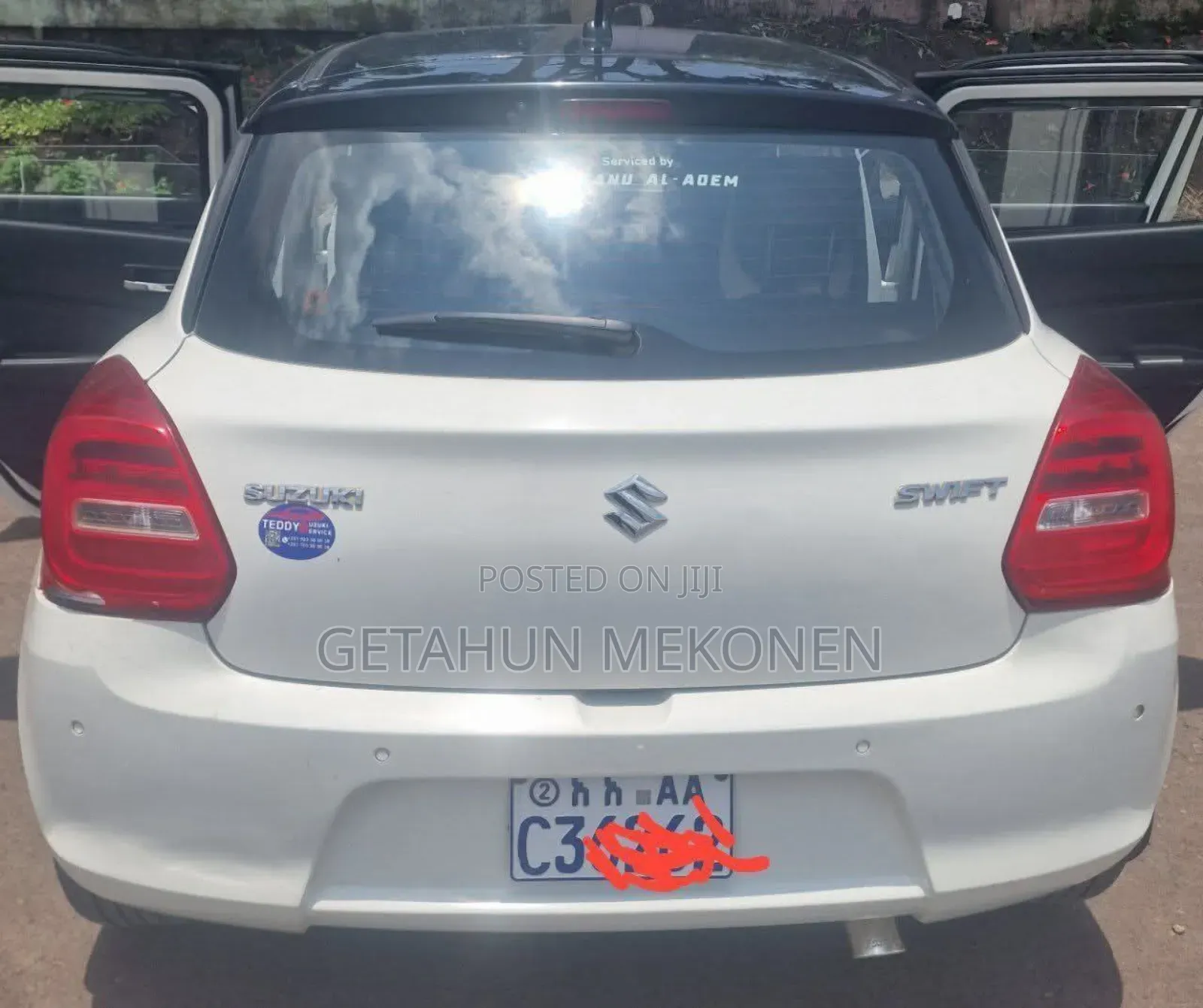 Suzuki Swift 2022 White