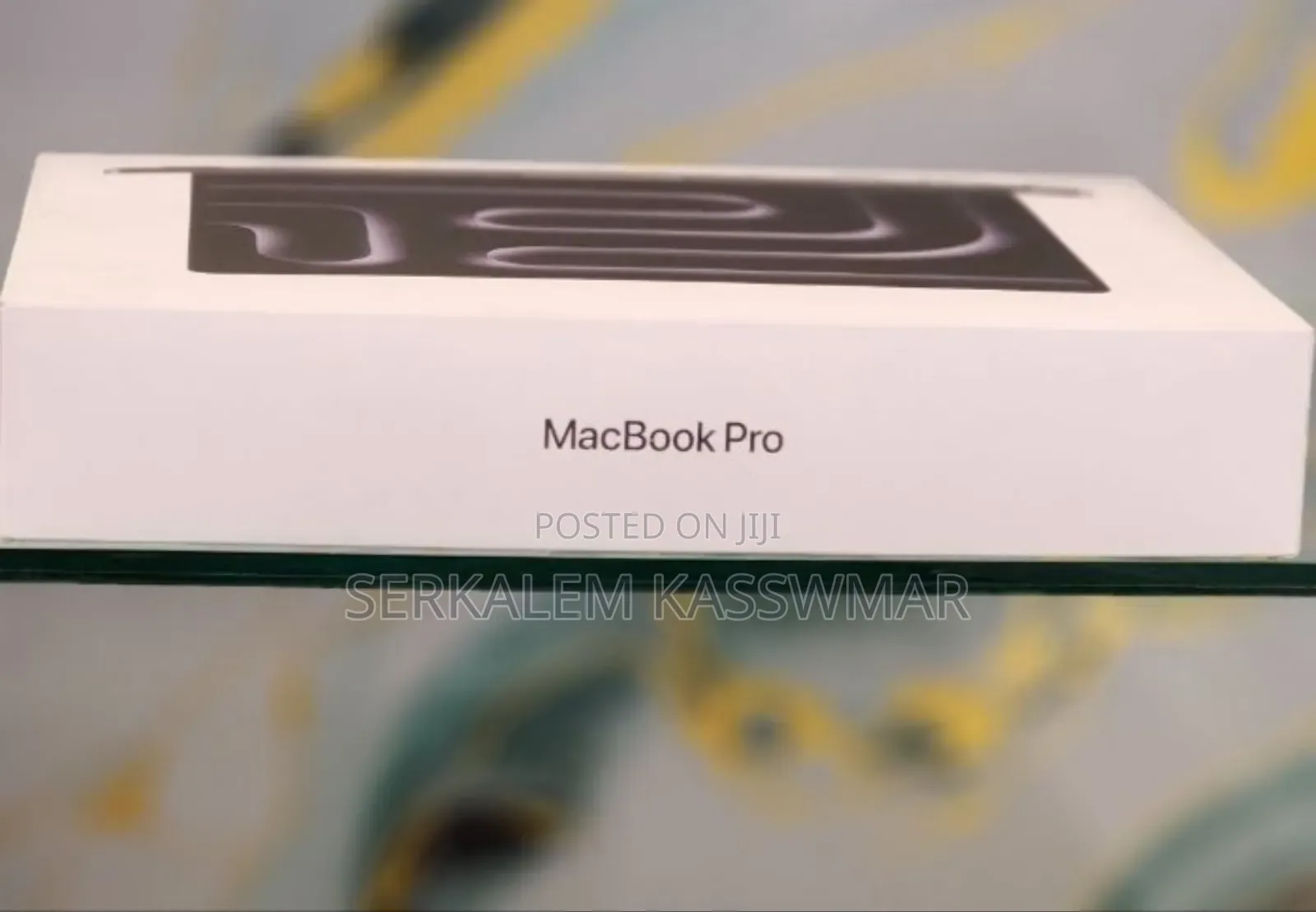 New Laptop Apple MacBook Pro 16GB Apple M5 SSD 512GB