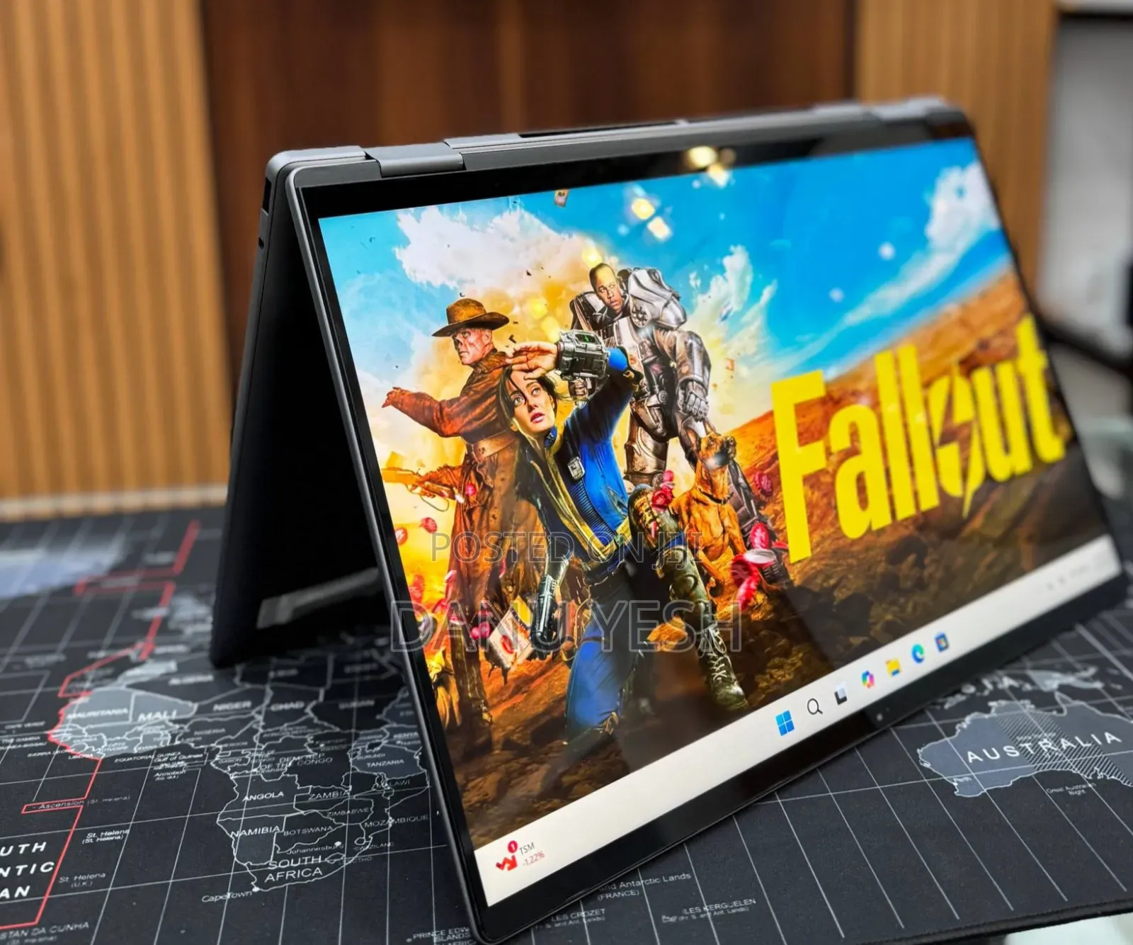 New Laptop HP Envy X360 16GB AMD Ryzen 7 SSD 512GB