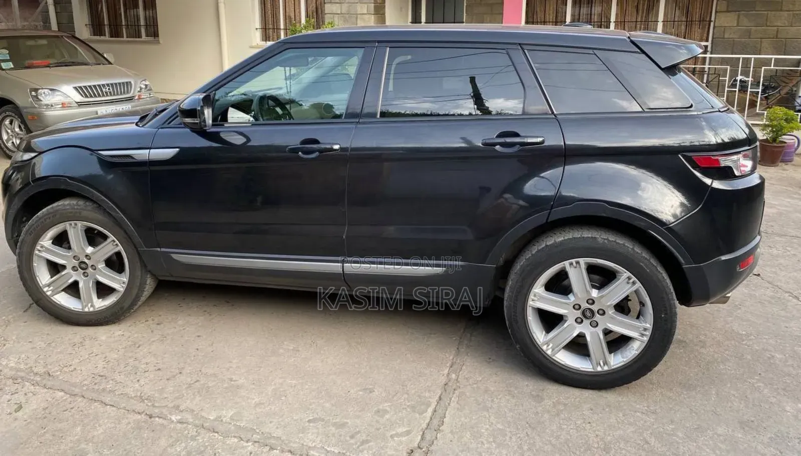 Land Rover Range Rover Evoque Dynamic 4x4 (2.0L 4cyl 9A) 2014 Black