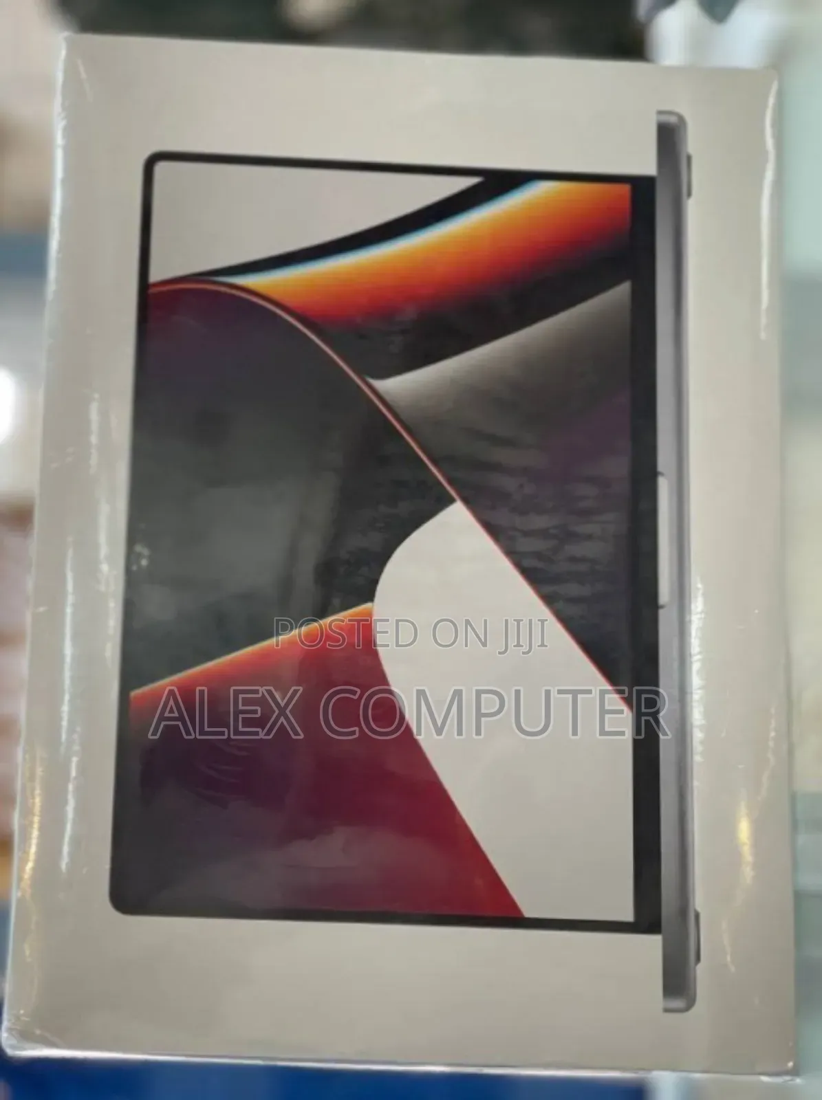 New Laptop Apple MacBook Pro 32GB Apple M1 Max SSD 1T