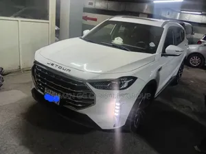 Jetour X70 Plus 2021 White