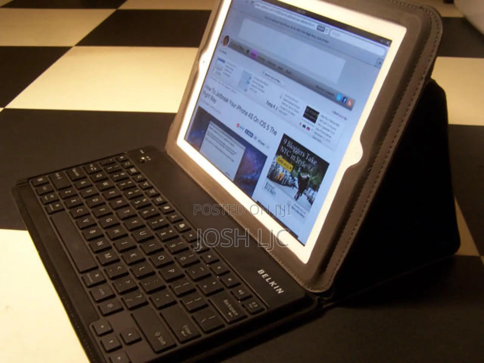 Apple iPad 3 Wi-Fi + Cellular 64 GB Silver