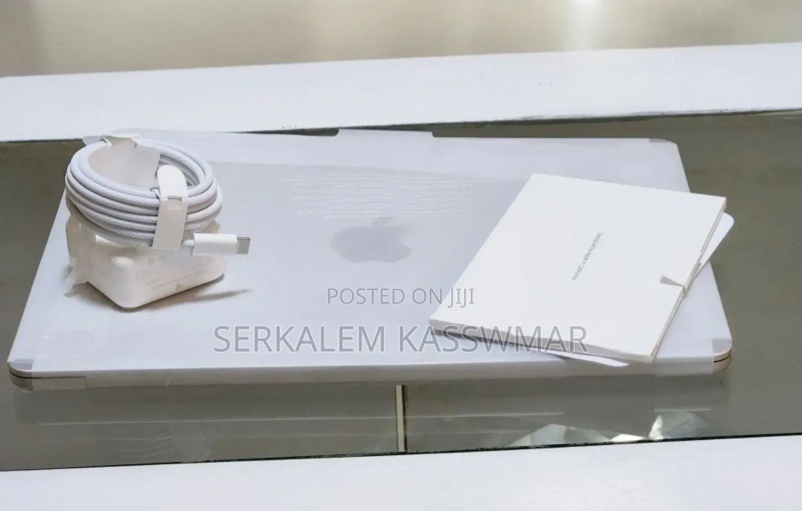 New Laptop Apple MacBook Air 16GB Apple M4 SSD 256GB