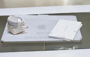 New Laptop Apple MacBook Air 16GB Apple M4 SSD 256GB