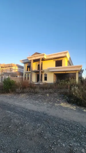 6bdrm Townhouse/Terrace in ለገጣፎ ሲሲድ ሪልስተት, Oromia-Finfinne for sale
