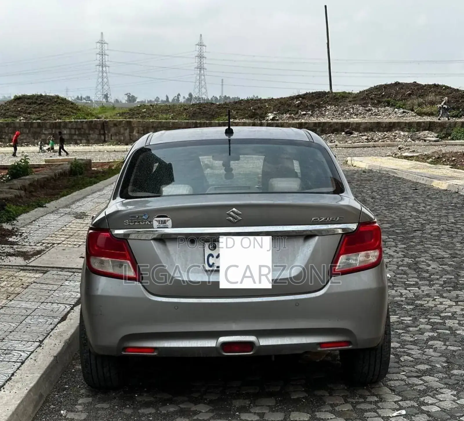 Suzuki Dzire 2022 Silver