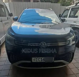 Volkswagen ID.6 2022 Blue