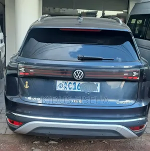 Volkswagen ID.6 2022 Blue