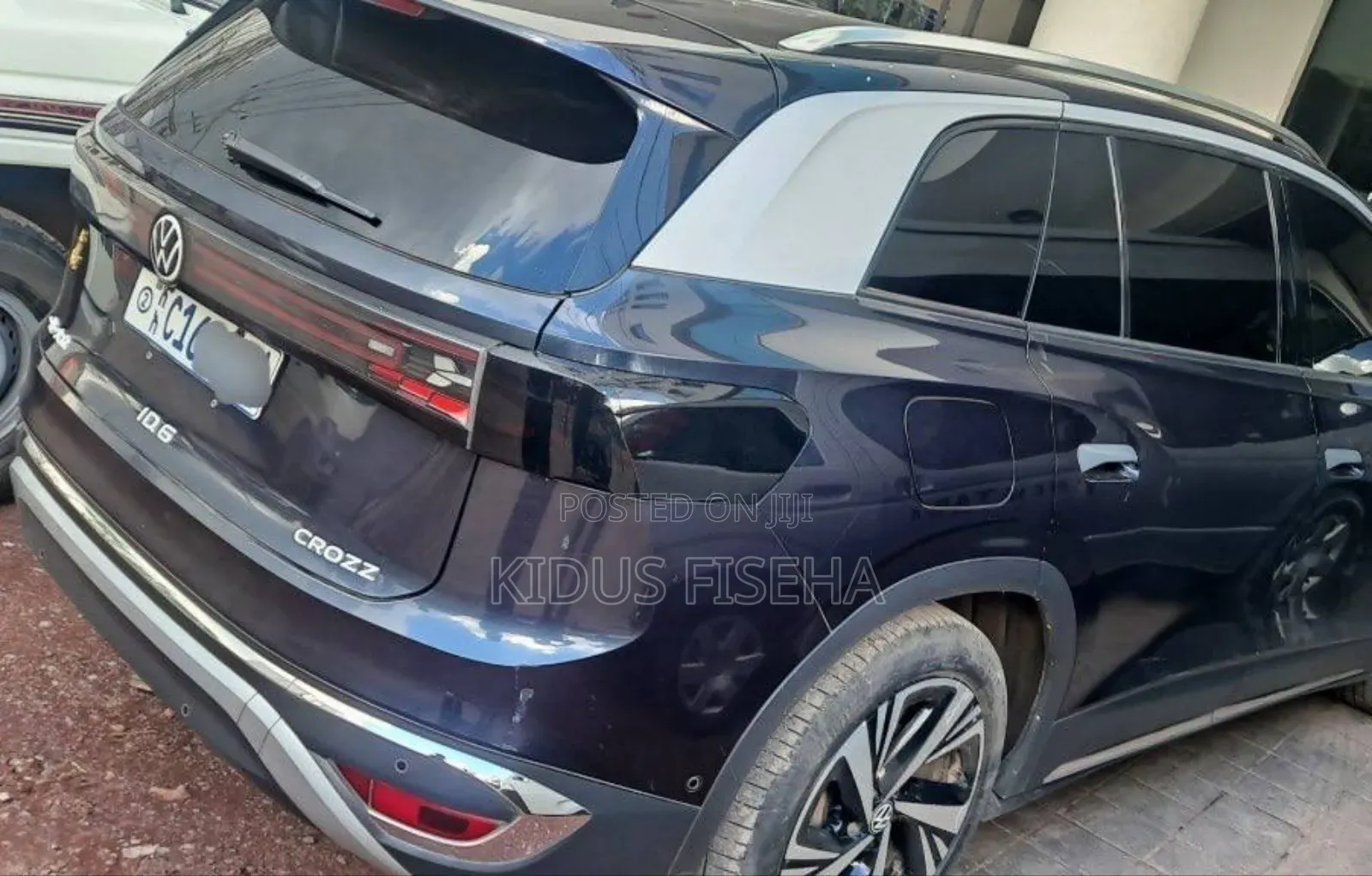 Volkswagen ID.6 2022 Blue