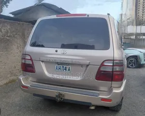 Toyota Land Cruiser 100 4.2 2006 Blue