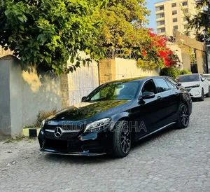 Mercedes-Benz C200 2019 Black