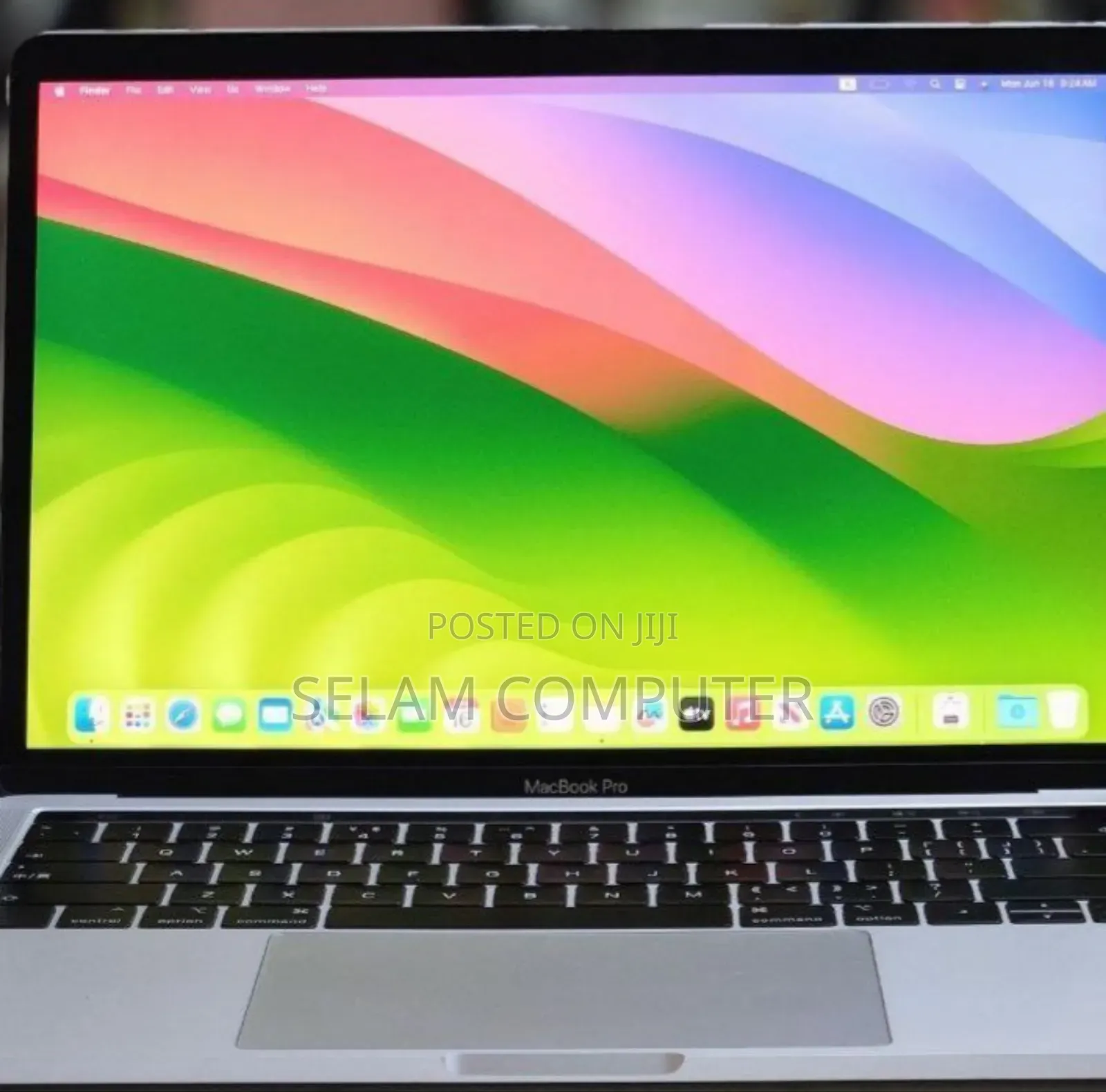 New Laptop Apple MacBook Pro 2019 8GB Intel Core I5 SSD 256GB
