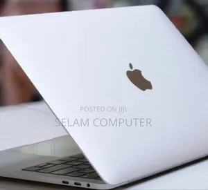 New Laptop Apple MacBook Pro 2019 8GB Intel Core I5 SSD 256GB