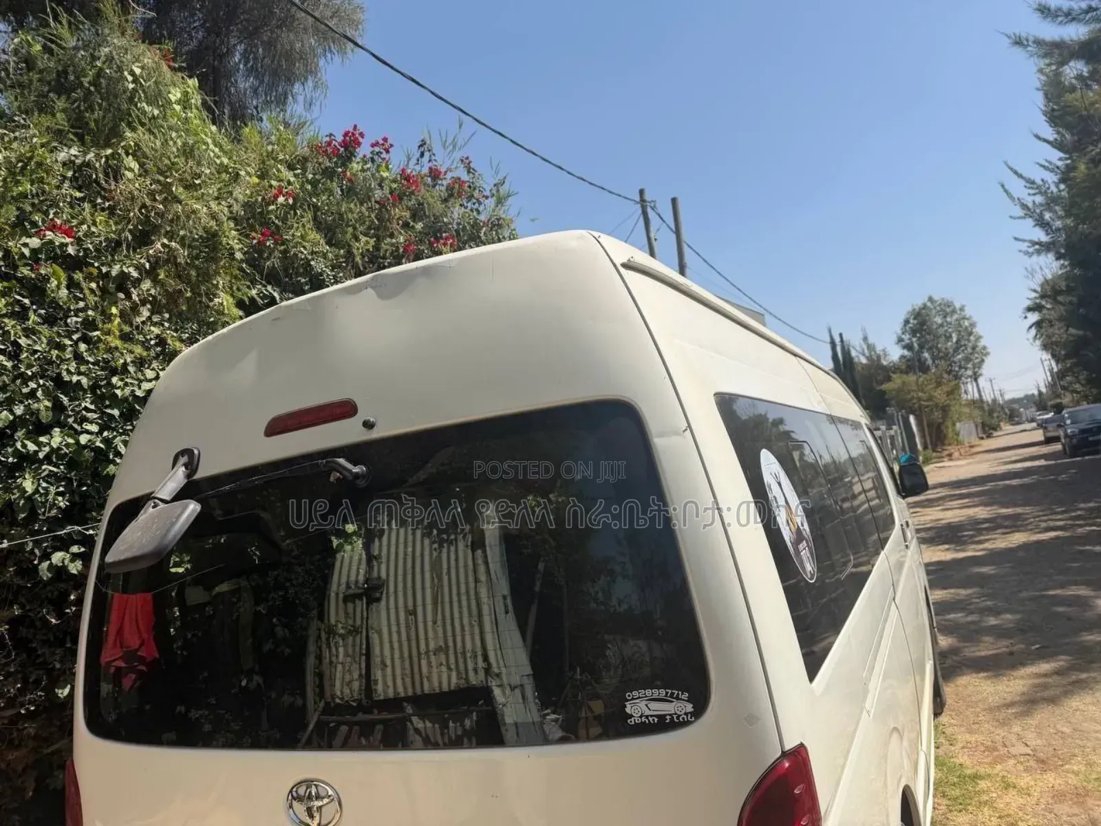 Toyota HiAce 2018 White