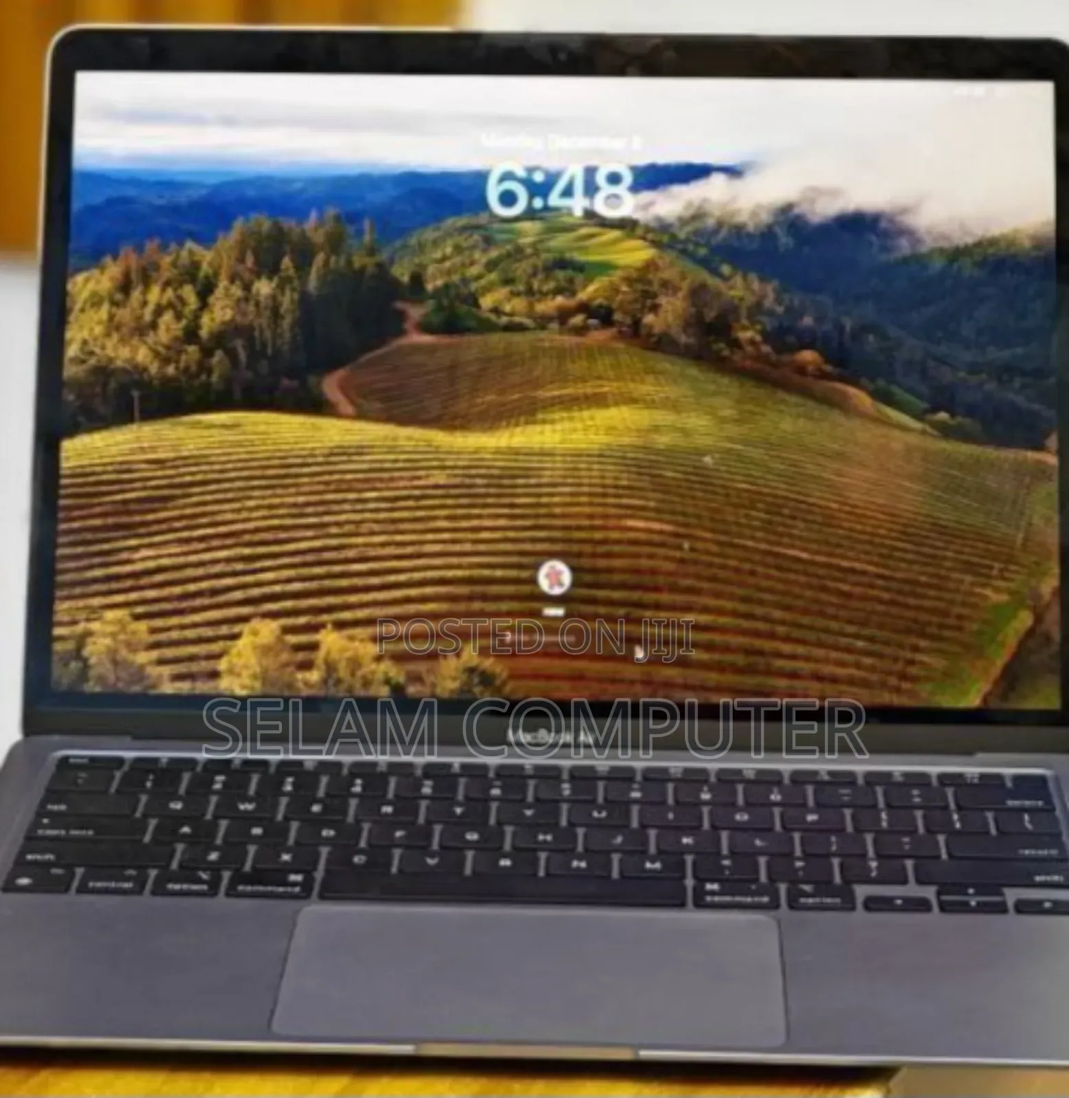 New Laptop Apple MacBook Air 2020 M1 8GB Apple M1 SSD 256GB