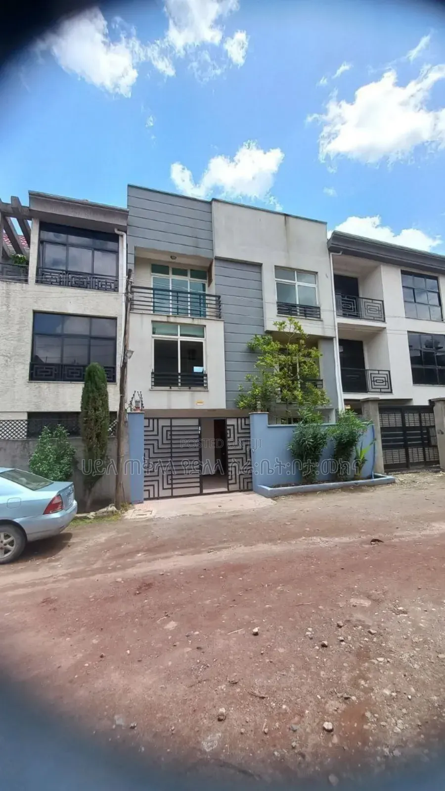 Furnished 6bdrm Townhouse/Terrace in Ayat Area Inside, Yeka for sale