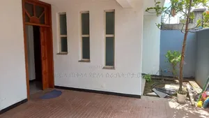 Furnished 6bdrm Townhouse/Terrace in Ayat Area Inside, Yeka for sale