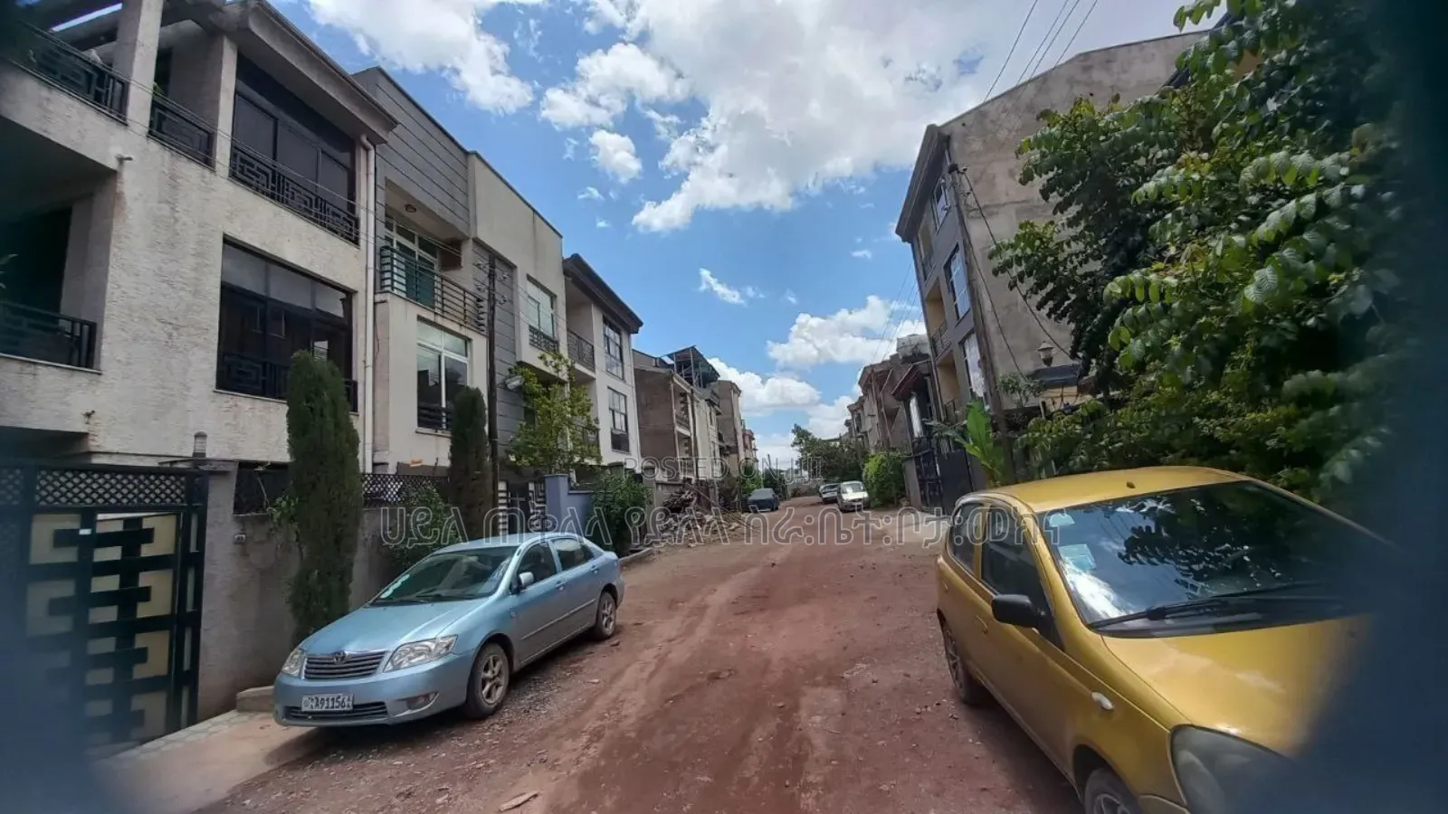 Furnished 6bdrm Townhouse/Terrace in Ayat Area Inside, Yeka for sale