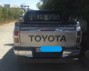 Toyota Hilux 2017 Teal