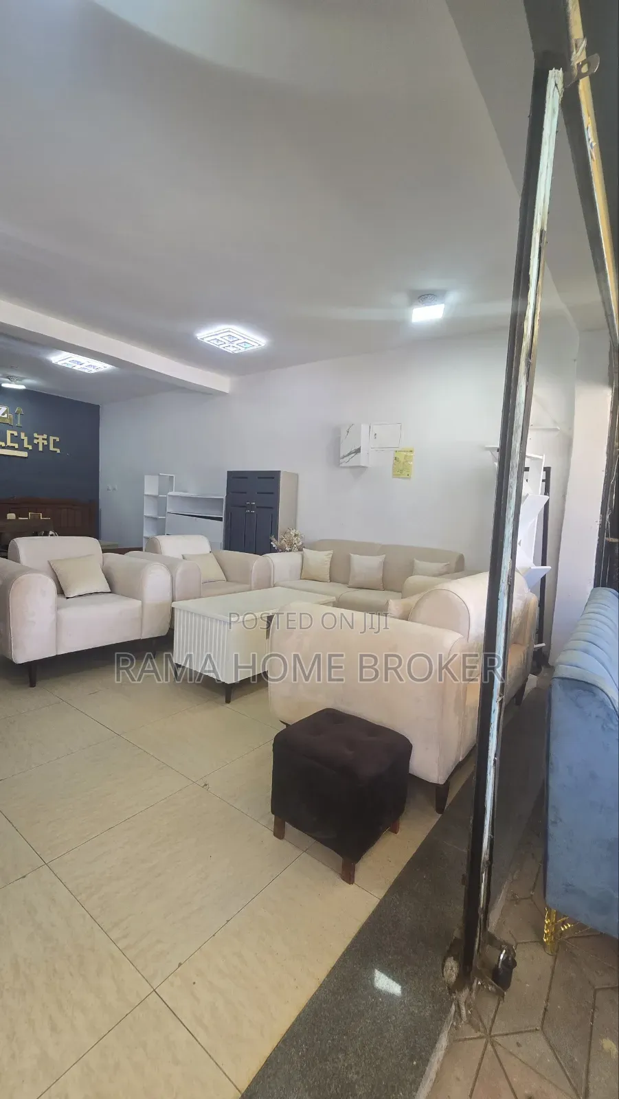 ግራውንድ ላይ ለሽያጭ የቀረበ ሱቅ 160ሺ የተከራዬ ቦሌ አራብሳ ኮንዶሚኒየም