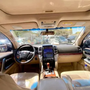 Toyota Land Cruiser 2014 Off white