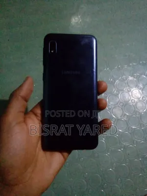 Samsung Galaxy A10e 32 GB Blue