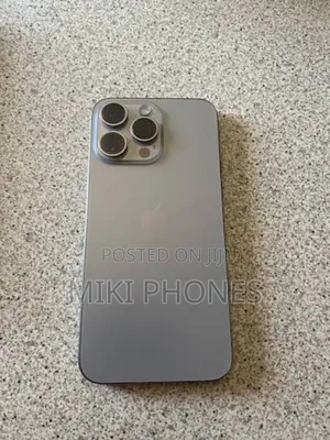 Apple iPhone 15 Pro Max 256 GB