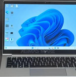 New Laptop HP 630 16GB Intel Core I7 SSD 512GB