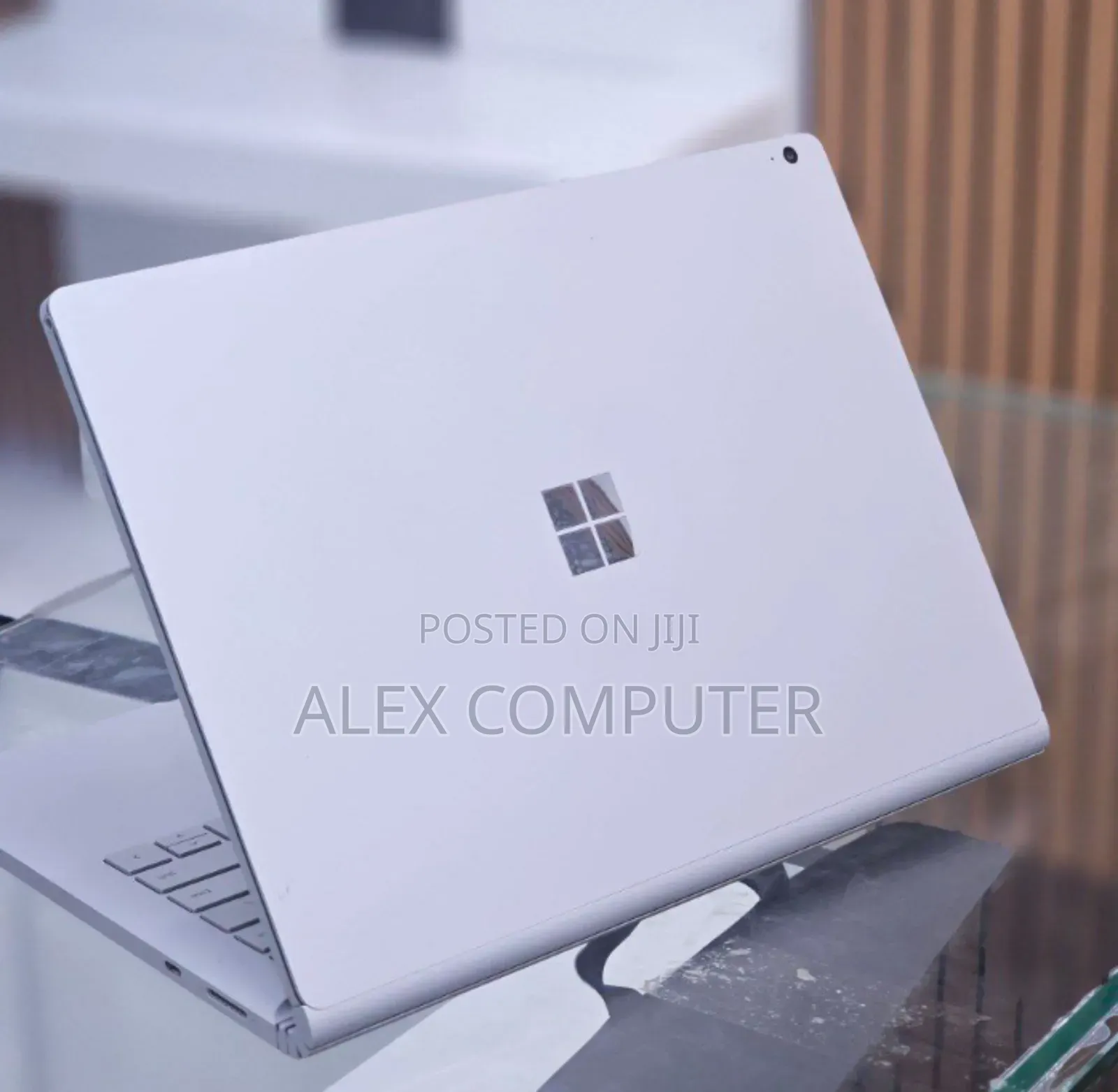 New Laptop Microsoft Surface Book 3 16GB Intel Core I7 SSD 256GB