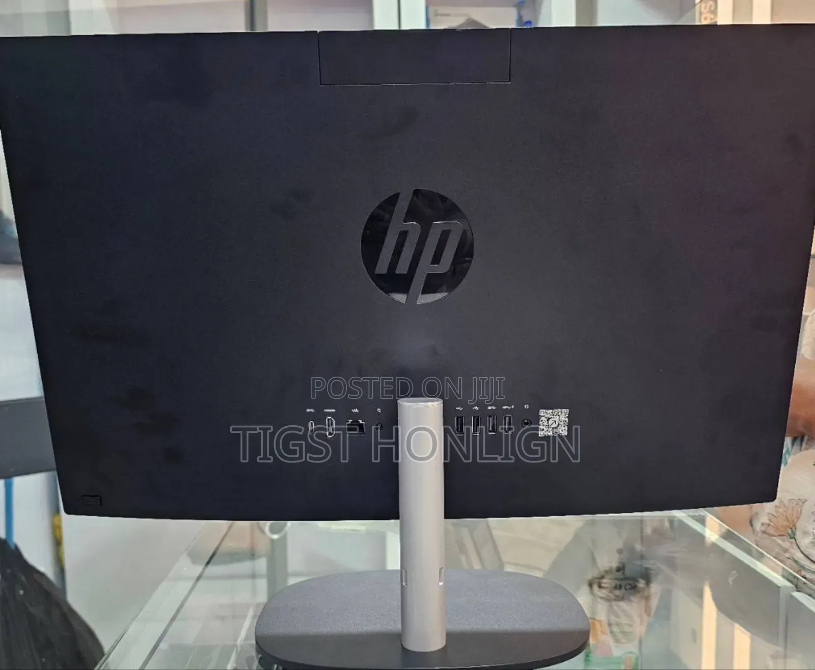 New HP 200 G4 22 All-in-One 8GB Intel Core I5 SSD 512GB