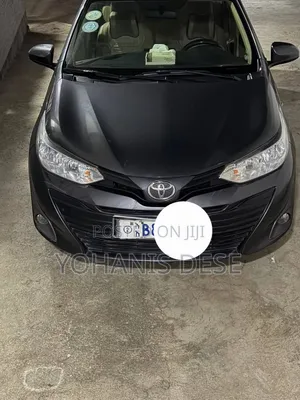 Toyota Yaris 2020 Matt Black