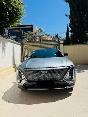 Cadillac Lyriq 2023 Silver