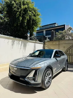 Cadillac Lyriq 2023 Silver