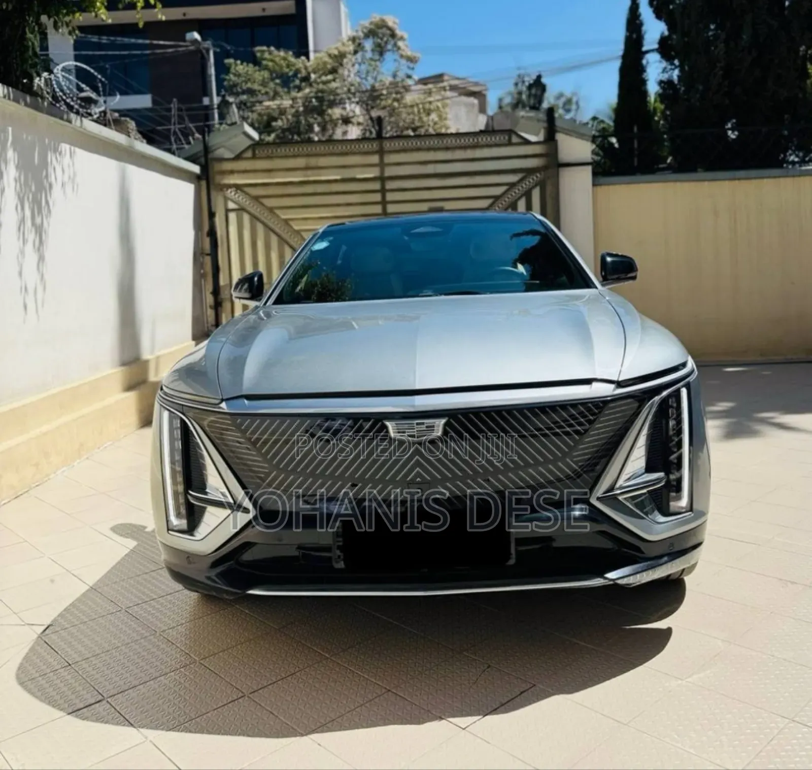 Cadillac Lyriq 2023 Silver
