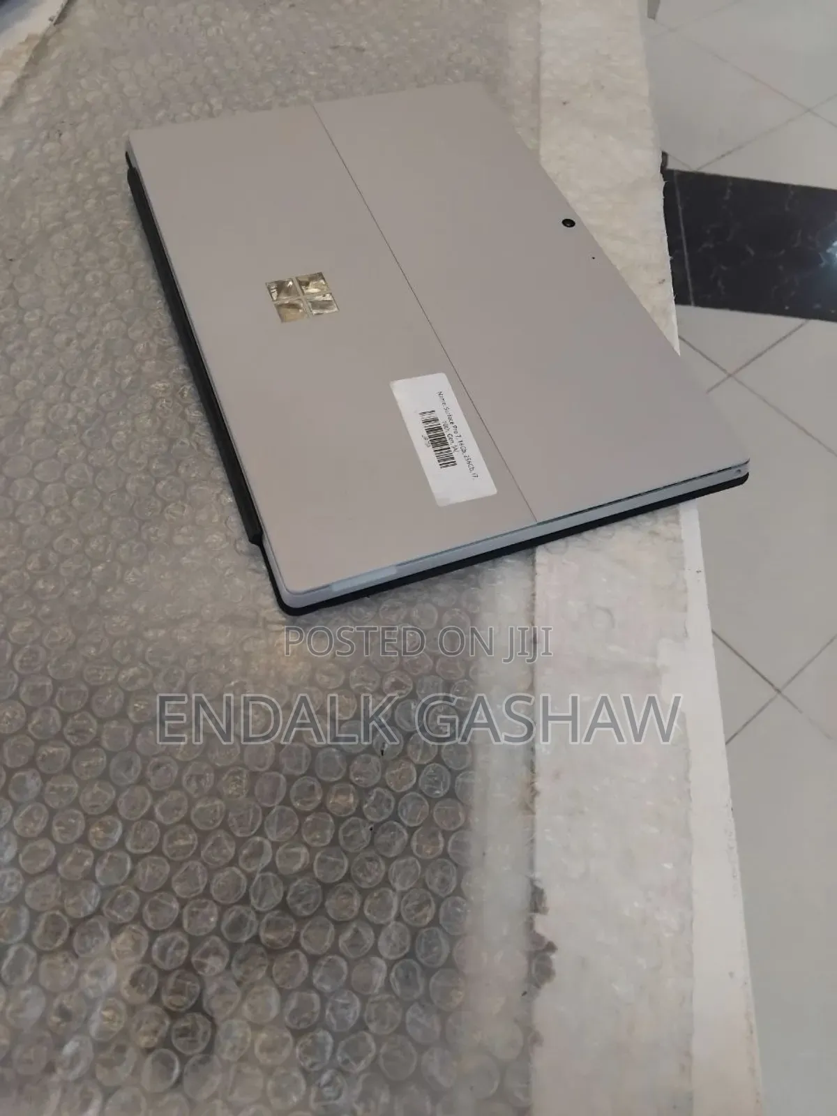 New Laptop Microsoft Surface Pro 7 16GB Intel Core I7 SSD 256GB
