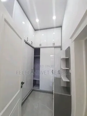 Furnished 5bdrm House in Bole for sale