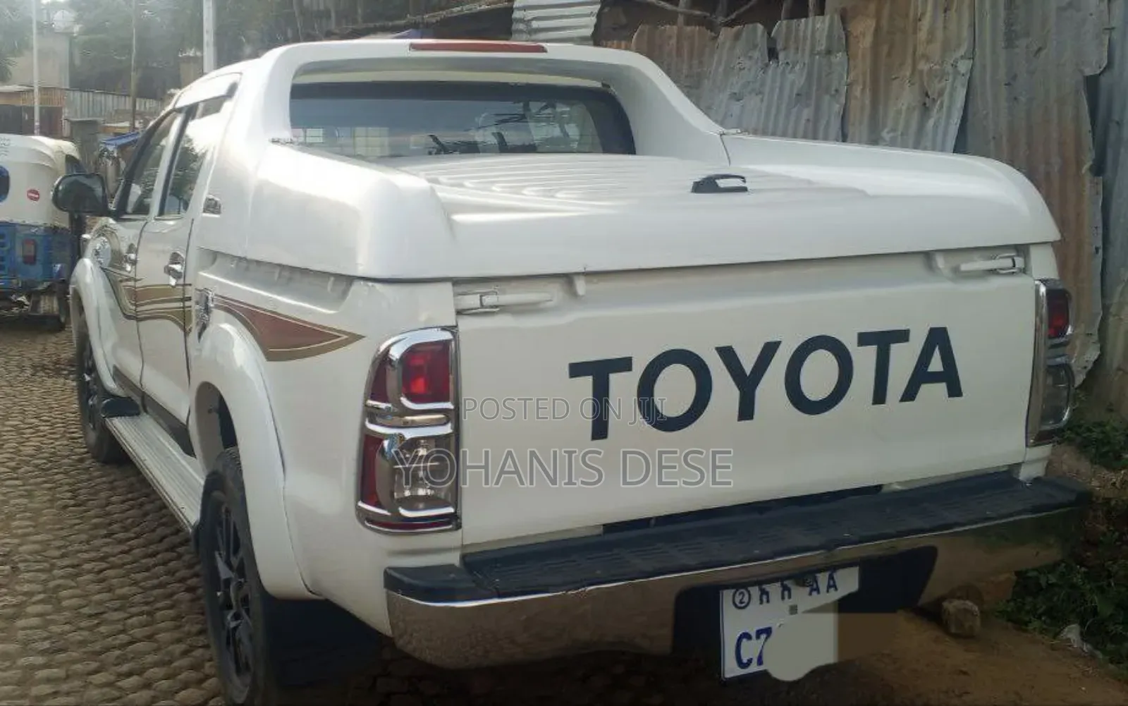 Toyota Hilux 2013 Off white