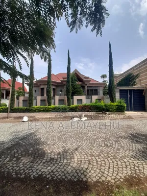 Furnished 5bdrm House in Adama for sale