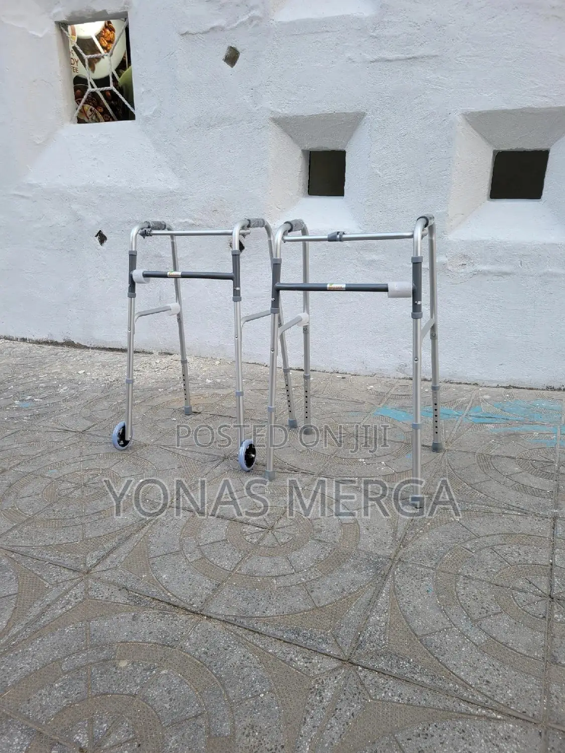 2-Wheel Mobility Walker R82 Crocodile Adjustable With Elbow-Rest