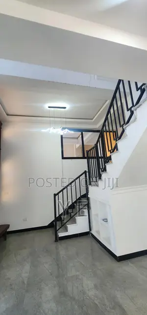 6bdrm House in Private, Akaky Kaliti for rent