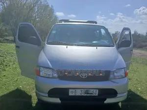 Toyota HiAce 2005 Silver