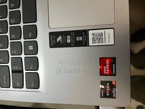 New Laptop Lenovo IdeaPad 110 8GB AMD Ryzen 5 SSD 512GB