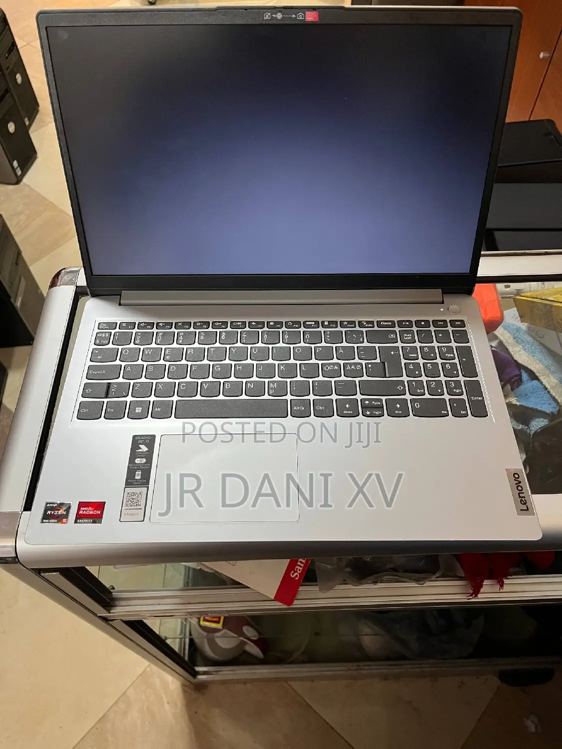 New Laptop Lenovo IdeaPad 110 8GB AMD Ryzen 5 SSD 512GB