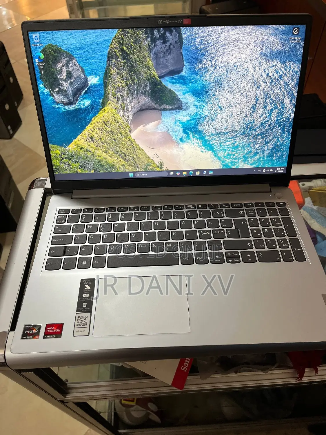 New Laptop Lenovo IdeaPad 110 8GB AMD Ryzen 5 SSD 512GB