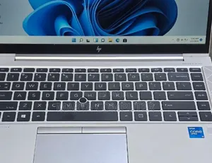 New Laptop HP EliteBook 840 G8 16GB Intel Core I5 SSD 512GB