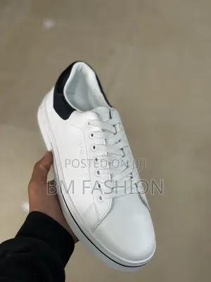 Tommy Hilfiger (High Quality Material)