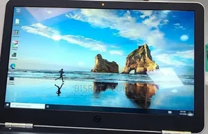 New Laptop HP Pavilion 15 8GB Intel Core I5 SSD 256GB