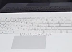 New Laptop Microsoft Surface Book 3 16GB Intel Core I7 SSD 256GB