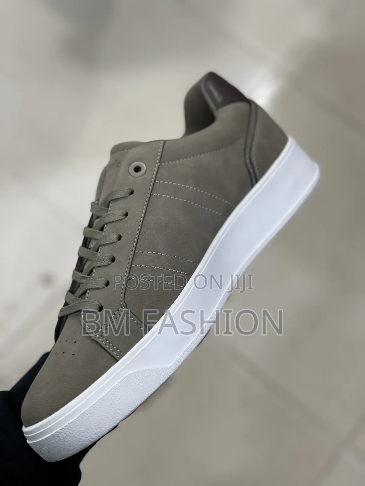 Timberland Authentic Quality Sneakers Available in Different Colors)